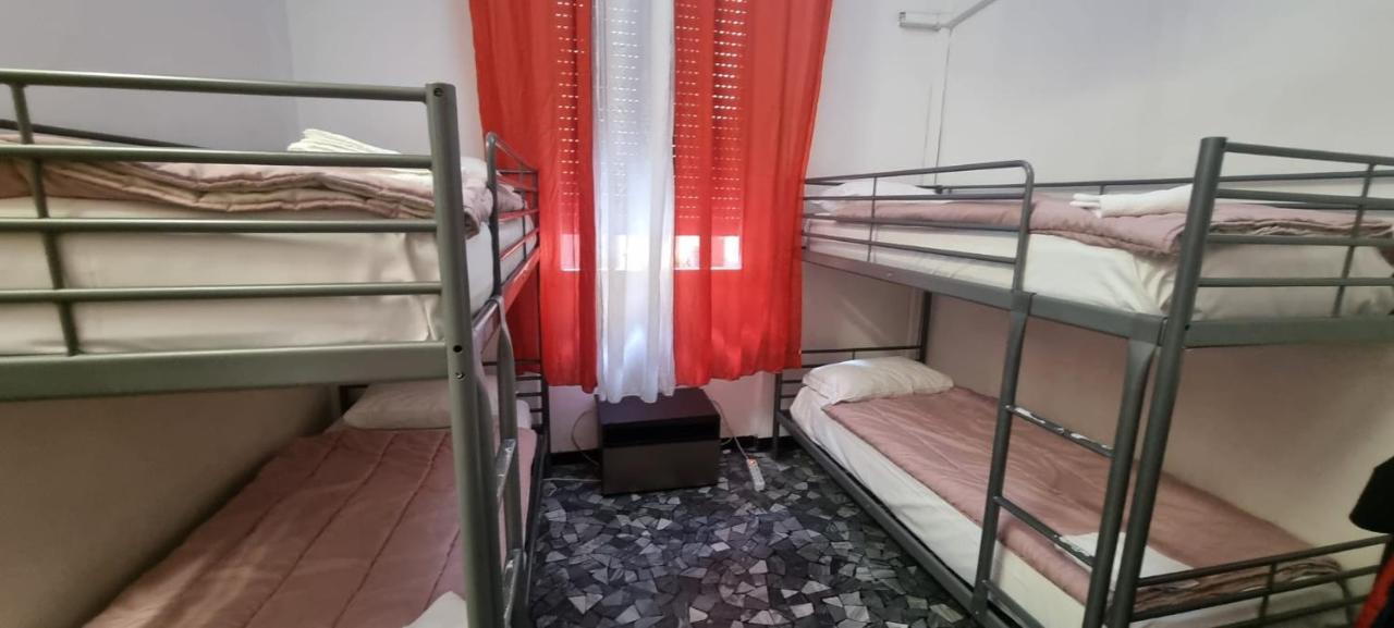 Central Hostel Milano Luaran gambar